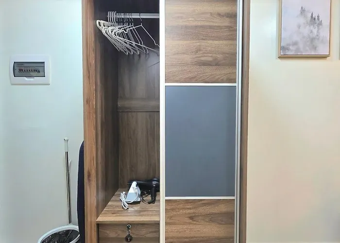 Apartment 1415t4 Avida Riala It Park Tower 4 New Unit 50 Smart Tv *